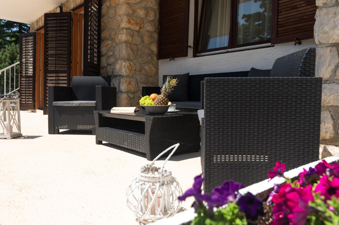 Apartment Lora Crikvenica Exterior photo